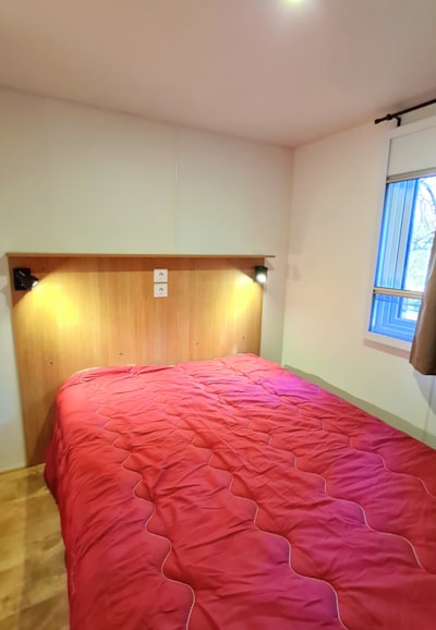 Superior Terracotta Mobile Home – 3 Bedrooms