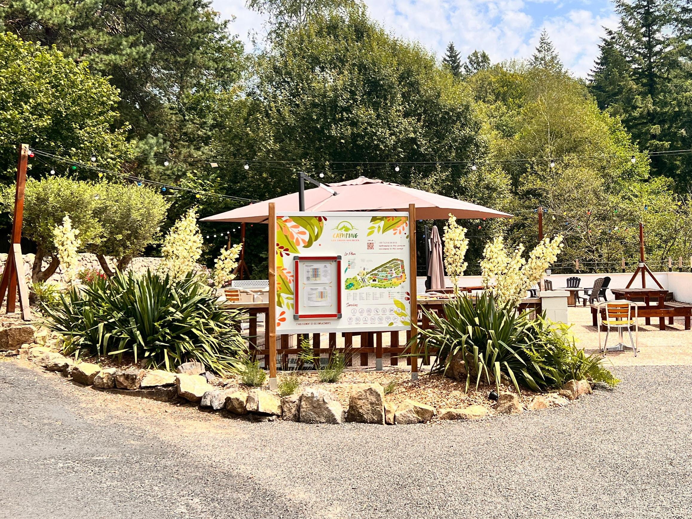 CAMPING LES 3 SOURCES MAEVA ESCAPADES — Foto 1