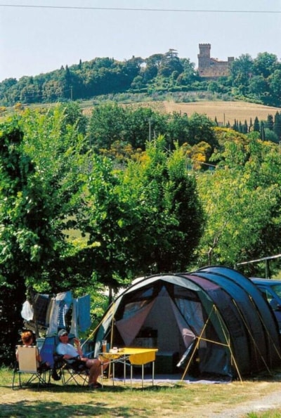 Small tent Pitch 10/40 m² — 5