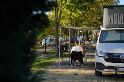Pitch car + tent or caravan or camping-car   40/80 m² — 3
