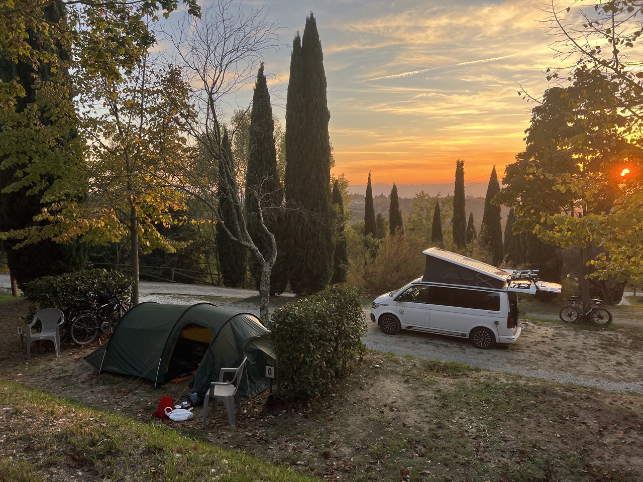 Emplacement - Emplacement Tente Ou Caravane 10/40 M² - Camping Panorama del Chianti