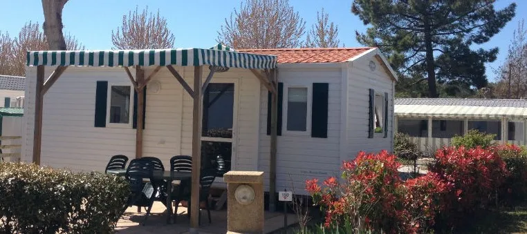 Location - Mobil-Home Standard 26M² 2 Chambres + Terrasse (Coté Plage) - Flower Camping l'Escale du Perthuis