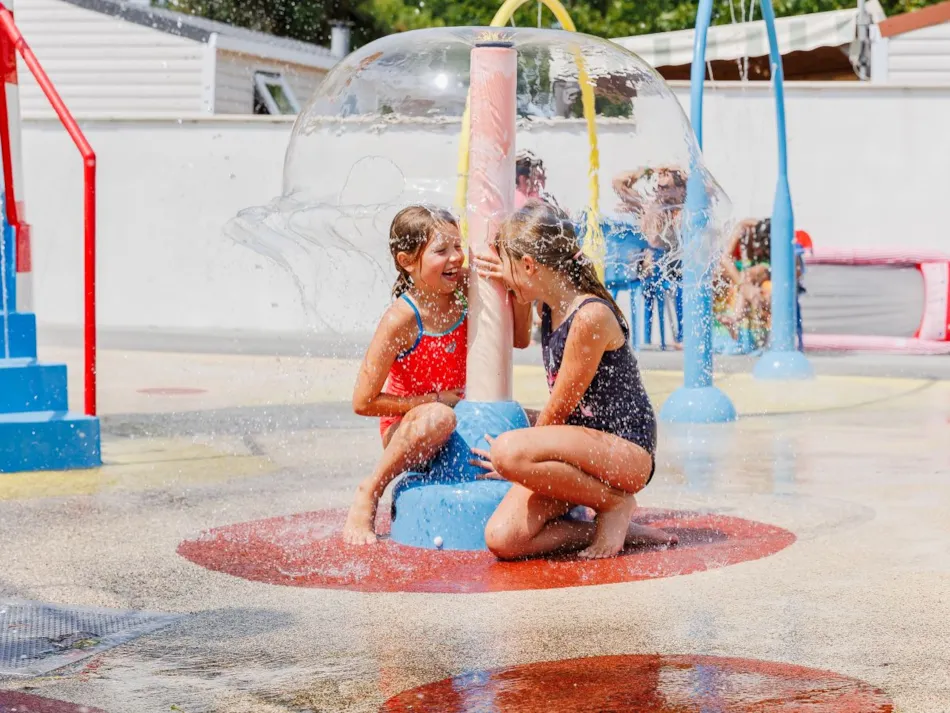 Flower Camping l'Escale du Perthuis