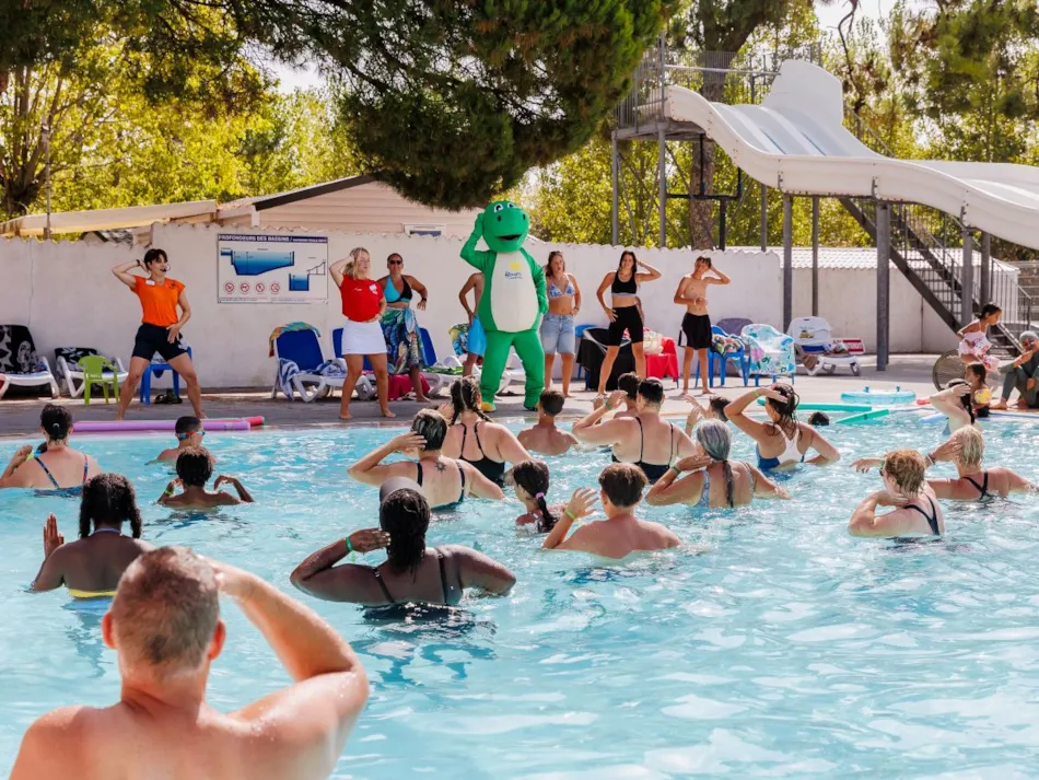 Flower Camping l'Escale du Perthuis