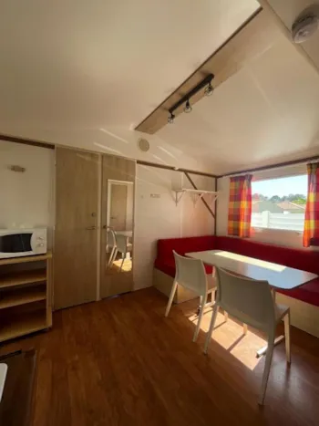 Location - Mobil-Home Standard 26M² 2 Chambres + Terrasse (Coté Terre) - Flower Camping l'Escale du Perthuis