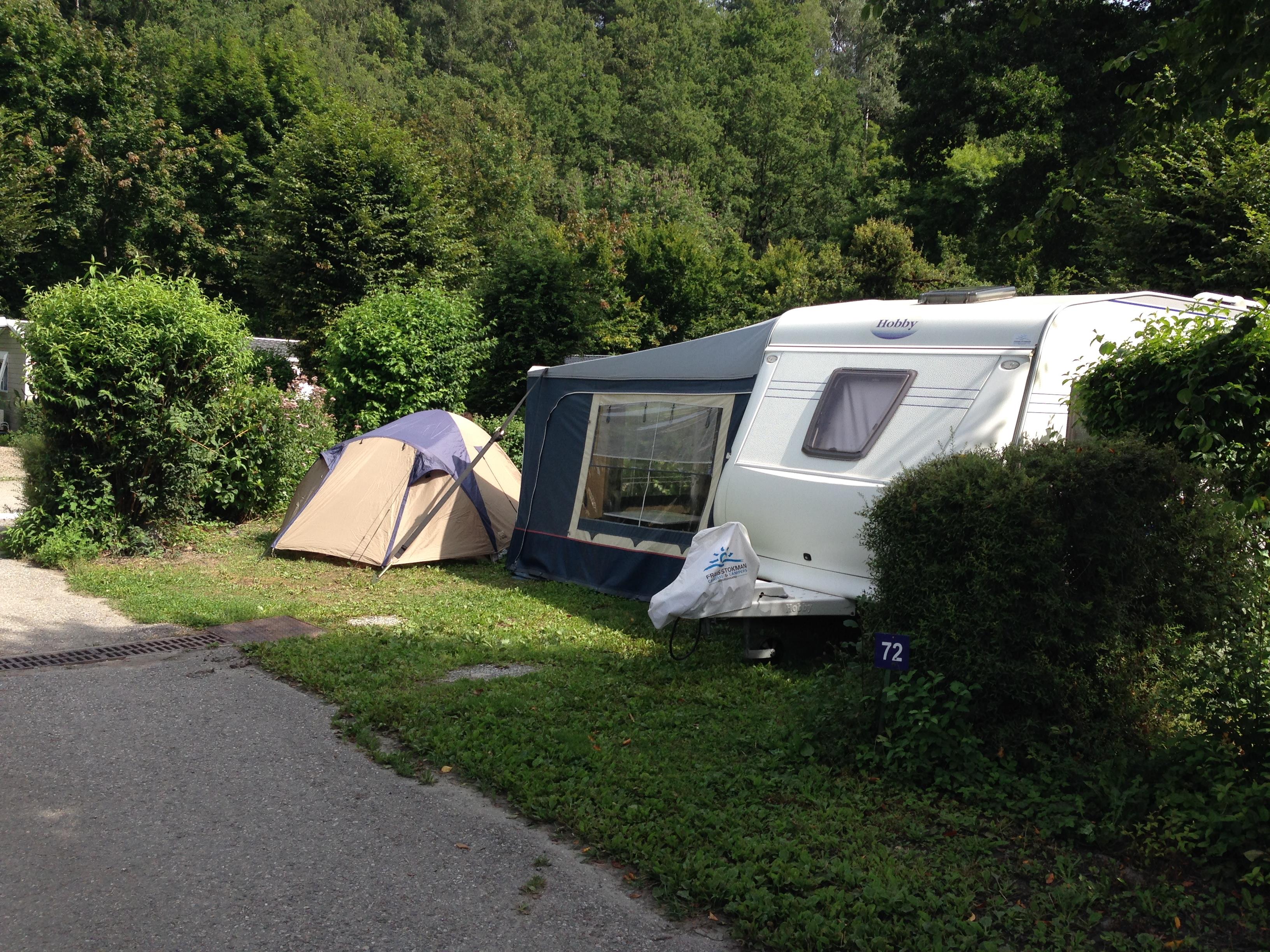 Kampeerplaats - Luxe Pakket Klassiek Plaats 90-100M² (1 Tent, 1 Caravan Of 1 Camper / 1 Auto / 16A) + Water - Camping Qualité l'Eden de la Vanoise