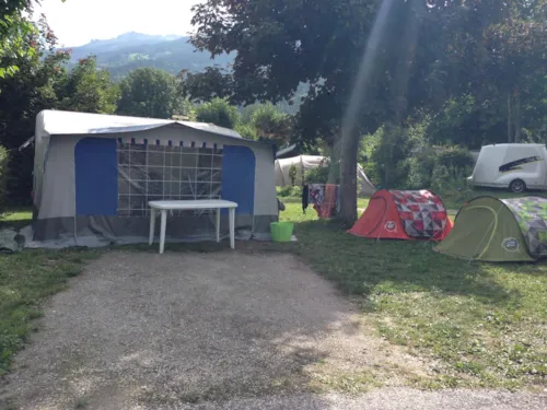 Stellplatz - Großer Stellplatz 100-120M², Strom 16A (1 Zelt, 1 Wohnwagen Oder 1 Wohnmobil / 1 Auto) - image n°3 - Camping Qualité l'Eden de la Vanoise