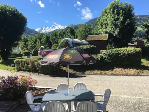 Stellplatz - Großer Stellplatz 100-120M², Strom 16A (1 Zelt, 1 Wohnwagen Oder 1 Wohnmobil / 1 Auto) - image n°8 - Camping Qualité l'Eden de la Vanoise