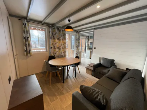 Mietunterkunft - Premium Chalet 40M² (3 Schlafzimmer, 2 Bäder) - image n°4 - Camping Qualité l'Eden de la Vanoise