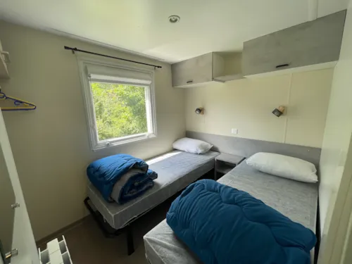 Location - Bungalow Premium 33M² (2 Chambres, Maximum 4 Personnes) - image n°9 - Camping Qualité l'Eden de la Vanoise
