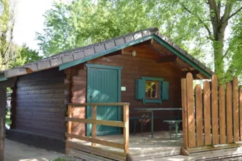 Mietunterkunft - Chalet Bivouac : 1 Pièce, 1 Gr. Lit, 2 Lits Simples, Espace Cuisine, Douche Wc À Proximité, Terrass - Camping Le Bivouac