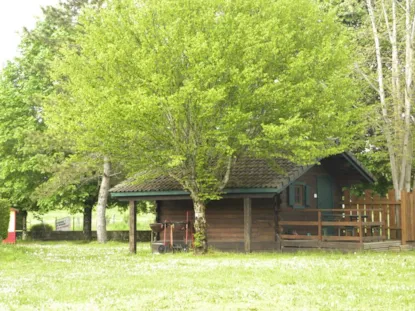 Chalet Bivouac : 1 Pièce, 1 Gr. Lit, 2 Lits Simples, Espace Cuisine, Douche Wc À Proximité, Terrasse