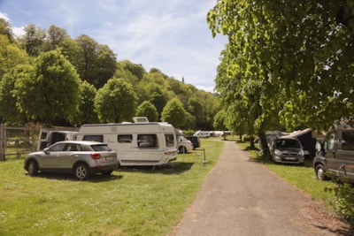 Comfort Pitch : 1 tent, caravan or motor home + 1 car + electricity (10A) — 2