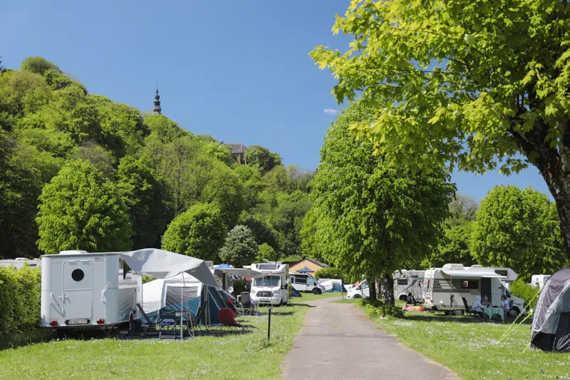 Emplacement Motor Home + Électricité (16A) - Uniquement Camping-Car