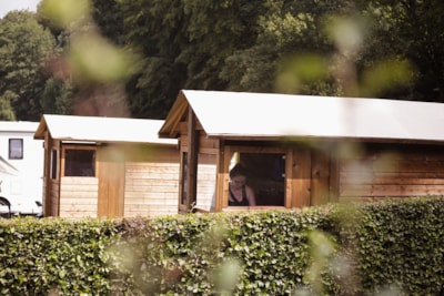 Freecamp pitch: private bathroom + kitchenette