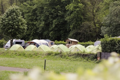 Freecamp pitch: private bathroom + kitchenette