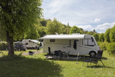 Motorhome pitch: motorhome or campervan + electricity (16A)
