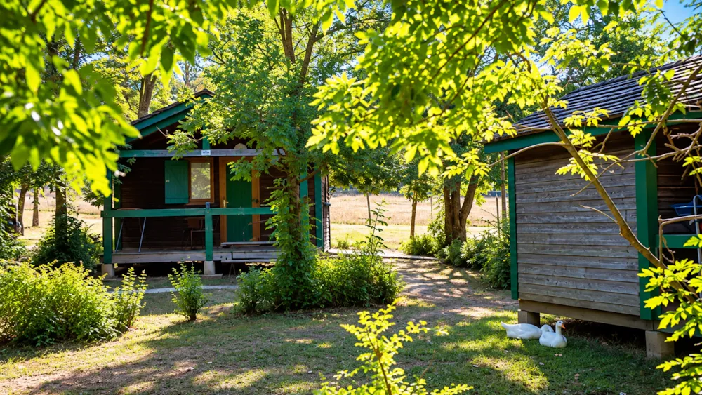 Chalet Aubrac – 4 Personen – Ohne Sanitäranlagen 🌿