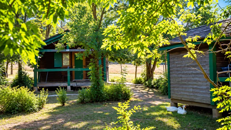 Chalet Aubrac – 4 Personnes – Sans Sanitaires 🌿