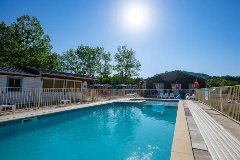 Chalet Aubrac – 4 Personnes – Sans Sanitaires 🌿