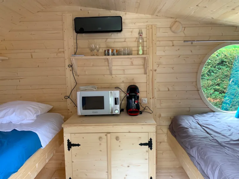 Cabane De Hobbit - Avec Électricité Et Climatisation Sans Sanitaires