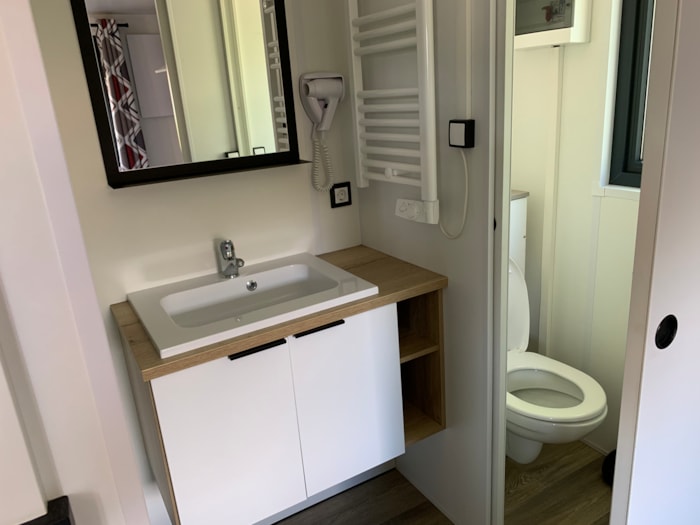 Mobil-Home Acacia 20M² - 1 Pièce Avec Climatisation Et Télévision