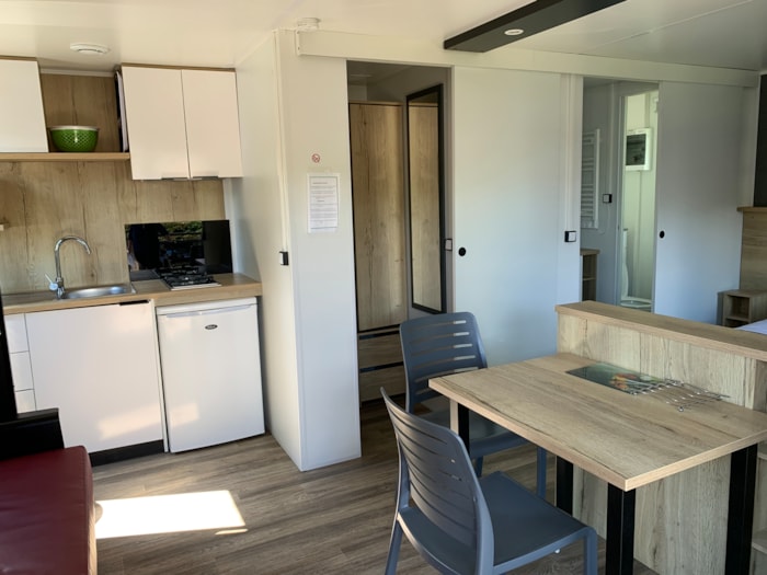 Mobil-Home Acacia 20M² - 1 Pièce Avec Climatisation Et Télévision