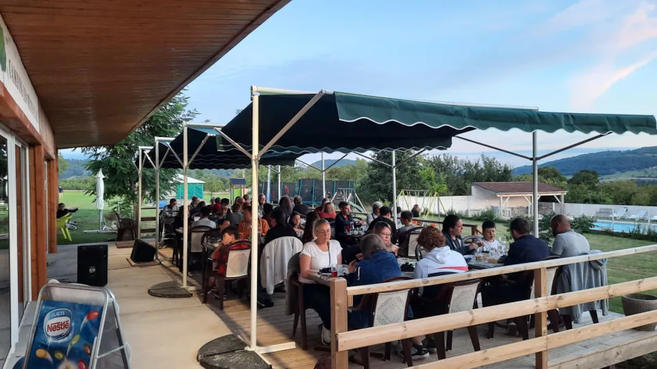 Camping LES CHENES CLAIRS