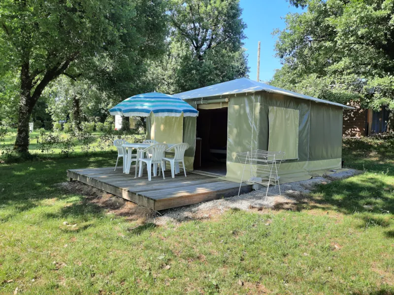 Bungalow Toilé Sans Sanitaires 2 Chambres