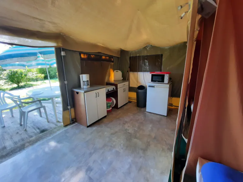 Bungalow Toilé Sans Sanitaires 2 Chambres