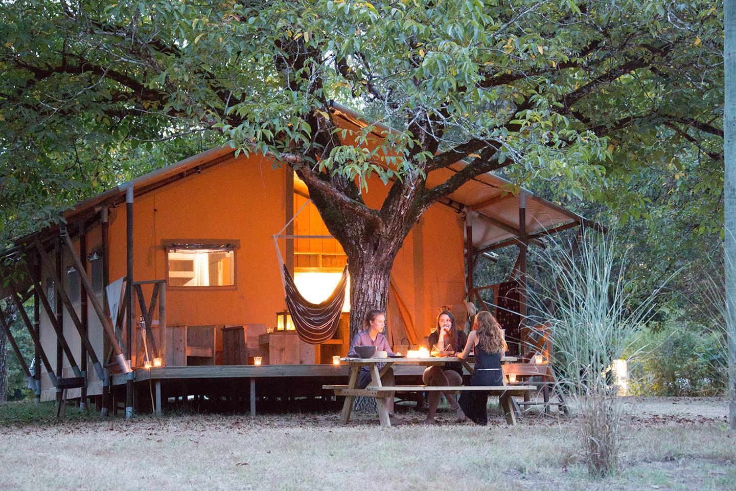 Accommodation - Safari 42M² / 2 Bedrooms (Terrace 13M²) - Camping Du Port