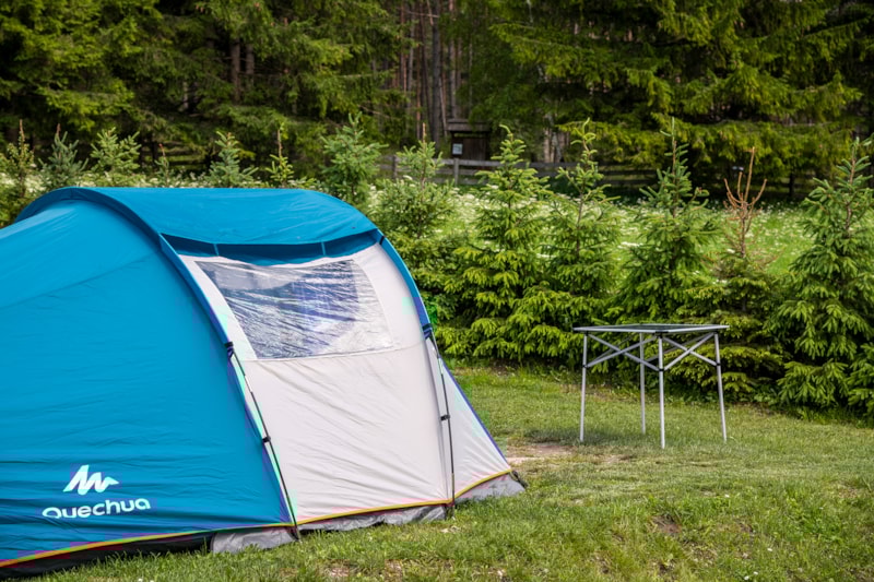 Tenda piccola (fino a 6m2) - prato - estate