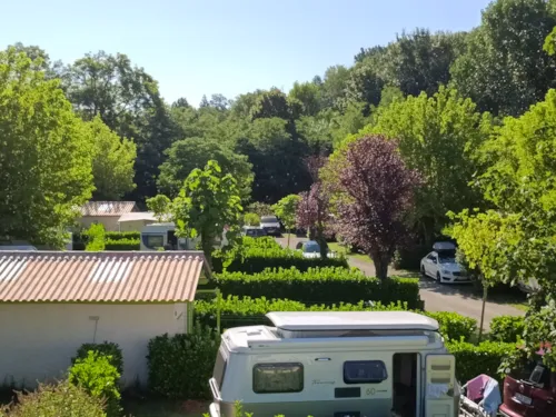Stellplatz - Stellplatz Mit Stromanschluss - image n°3 - Camping Les Ulèzes