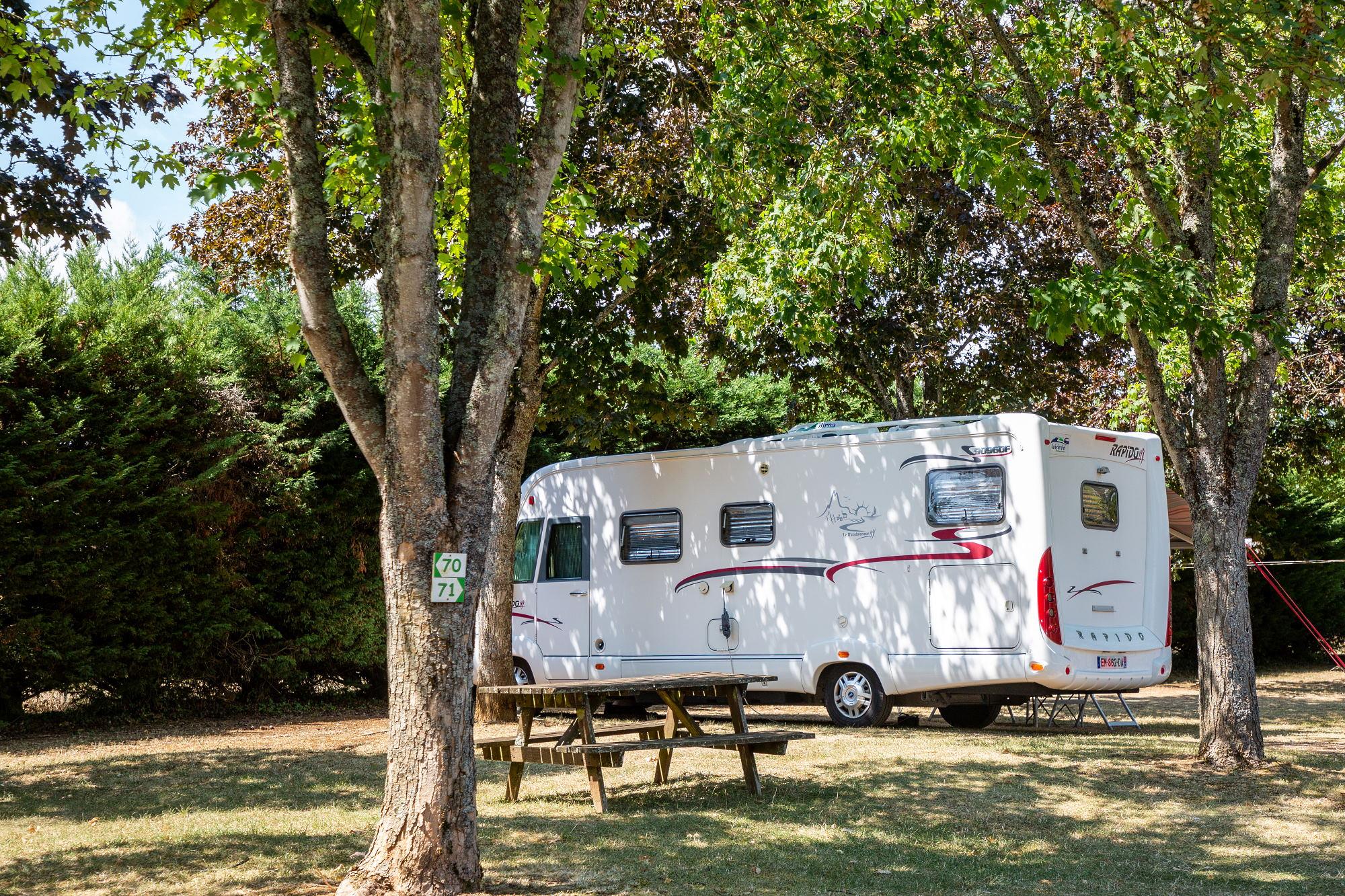 Camping De Santenay Aquadis Loisirs Avis Camping de Santenay | ACSI