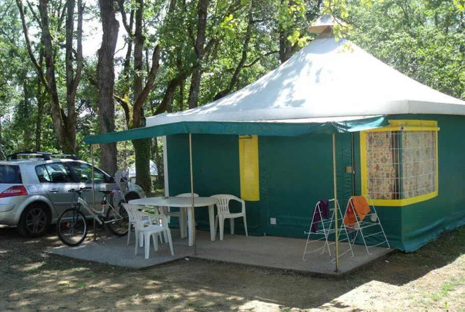 Location - Bungalow Toilé 25M² - 2 Chambres - - Camping Domaine Le Quercy