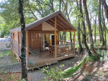 Accommodation - Lodge - Wood & Canvas Chalet 28 M² -  2 Bedrooms With Toilet Blocks - Camping La Grangeonne