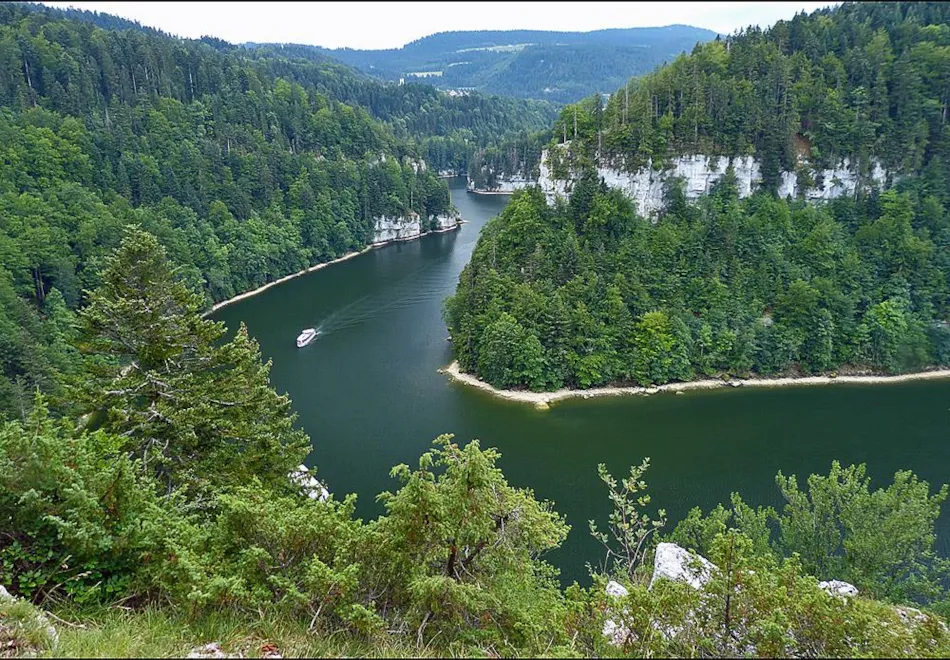 Camping Lac des Brenets