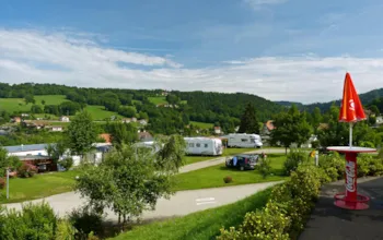 Stellplatz - Stellplatz Wohnmobil, Van - Camping Lac des Brenets