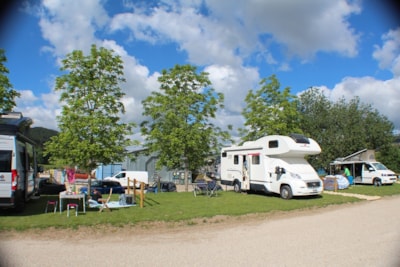 Pitch Campervan or Caravan/Car or Tent/Car