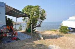Kampeerplaats(en) - Standplaats Caravan Of Camper - Camping Punta Lunga