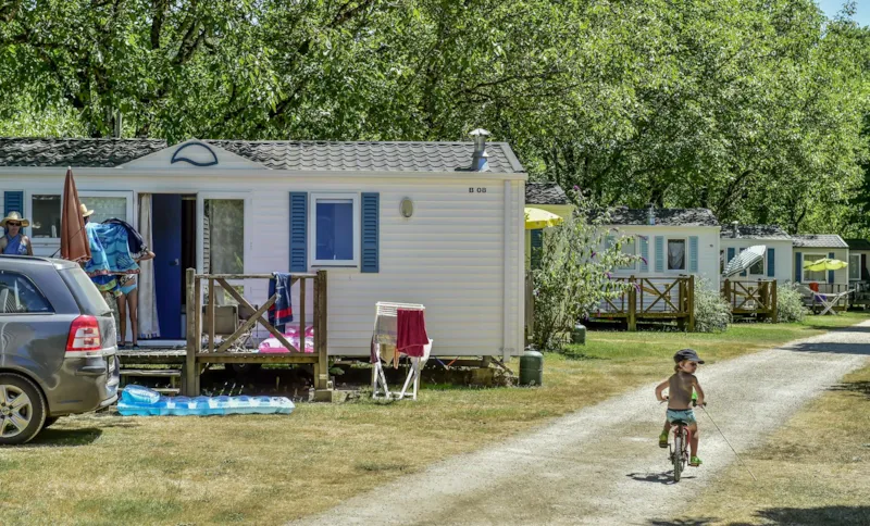 Mobile Home Horizon, Au Coeur Du Camping À L'ombre De Nos Majestueux Noyers.
