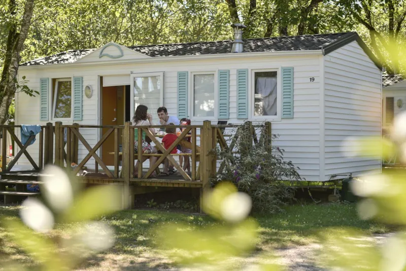Mobile Home Horizon, Au Coeur Du Camping À L'ombre De Nos Majestueux Noyers.