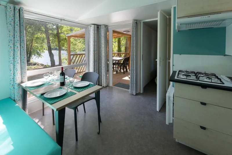 Mobilhome Grand Large Au Bord De La Dordogne, Tranquilité Et Magnifique Panorama.