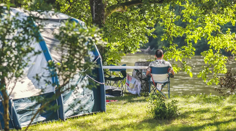 Emplacement  Côté Campagne  + Véhicule
