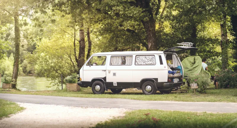 Emplacement  Côté Campagne  + Véhicule