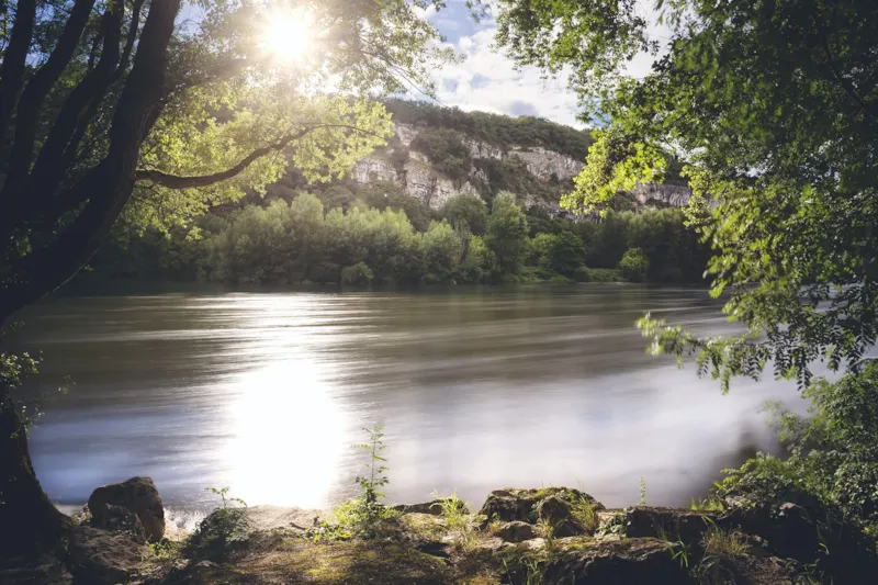 Mobilhome Evasion Au Bord De La Dordogne, Tranquilité Et Magnifique Panorama.