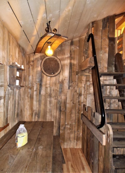 Cabane bateau - with covered terrace and sanitary facilities - 22m² — 4