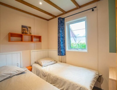 Chalet de l'île - 35m² - 3 bedrooms with dishwasher - on stilts - pond view - 2024 — 7