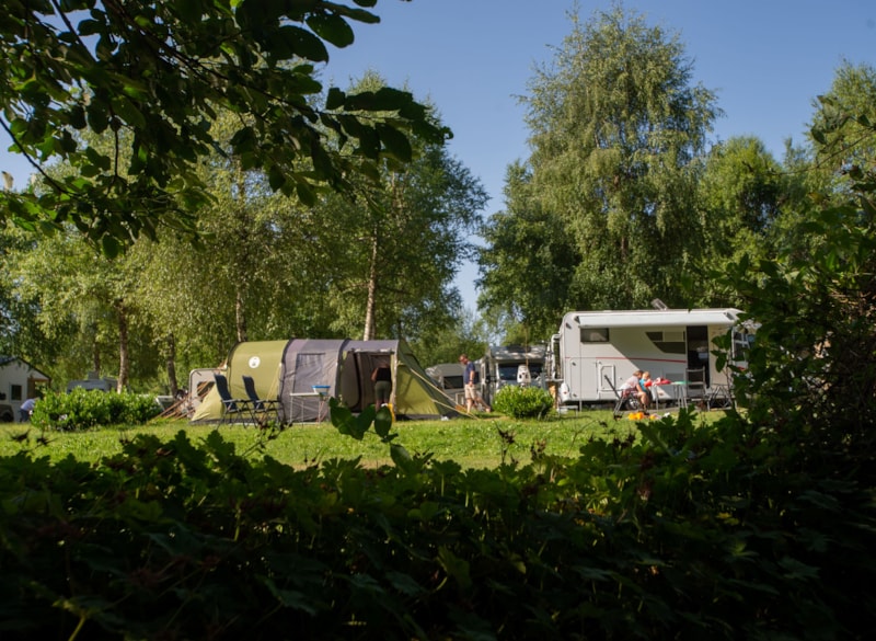 Komfort Pack: stellplatz mit Strom 6A + Auto