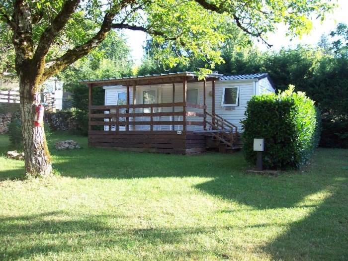 Mobil-Home Avec Sanitaires